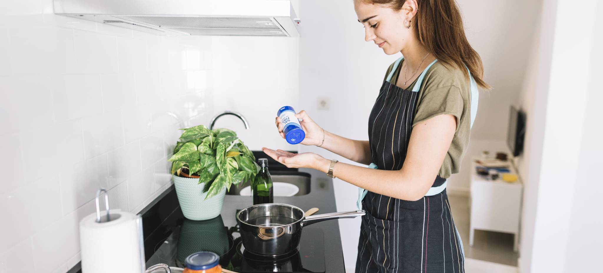 How to Fully Clean Your Air Fryer in 4 Steps