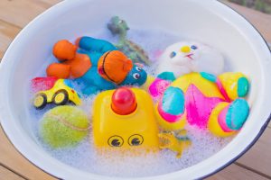 What Is the Best Way to Clean Toys? A Natural Guide for Parents